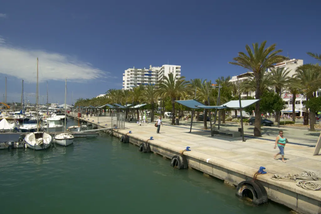 Port de Sant Antoni de Portmany   scaled