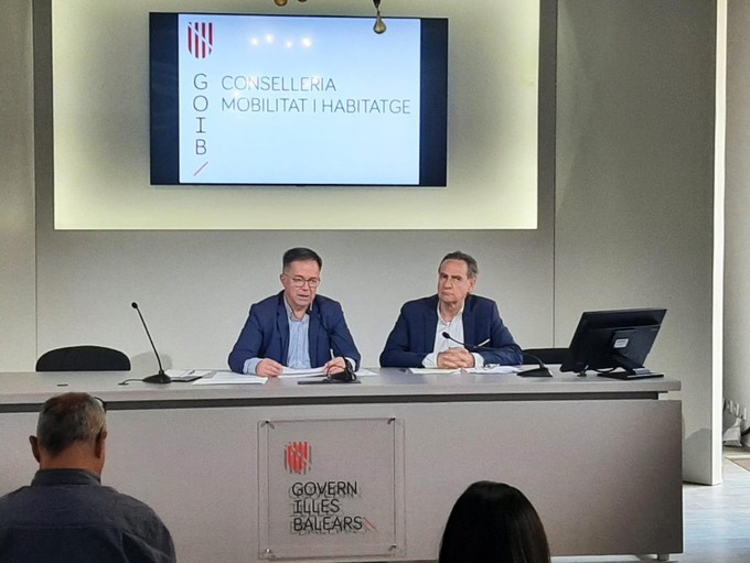 El Govern garantizara un servicio minimo de conectividad entre las islas por mar con el Proyecto de decreto de transporte maritimo