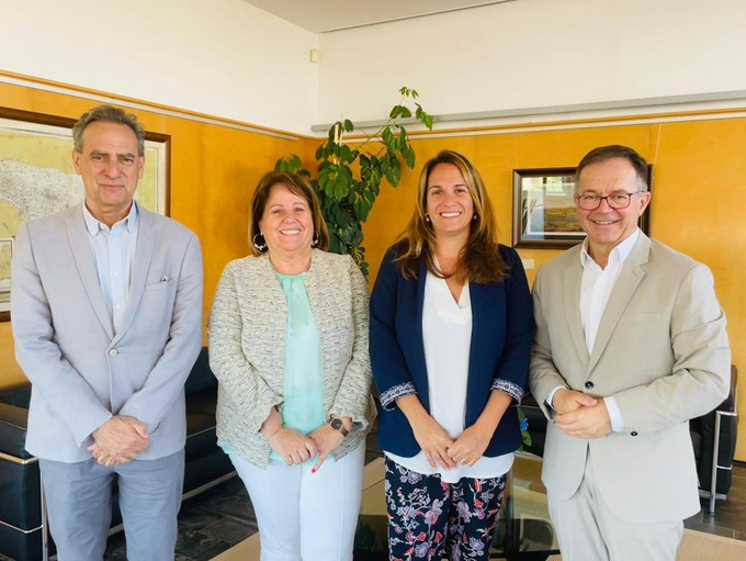 El conseller de Movilidad y Vivienda Josep Mari se reune con el Consell de Menorca para compartir el Proyecto de decreto de transporte maritimo